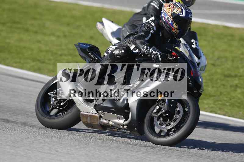 Archiv-2025/02 28.-31.01.2025 Moto Center Thun Jerez/gruen-green/63